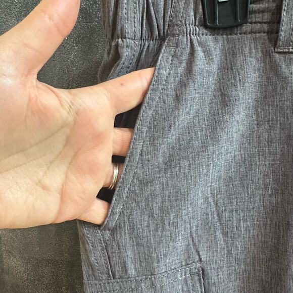 NEW V46 Vintage 1946 Mens FISHER Performance Cargo Shorts Size 33 (DD) - Picture 4 of 8